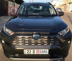 تۆیۆتا ڕاڤ 4